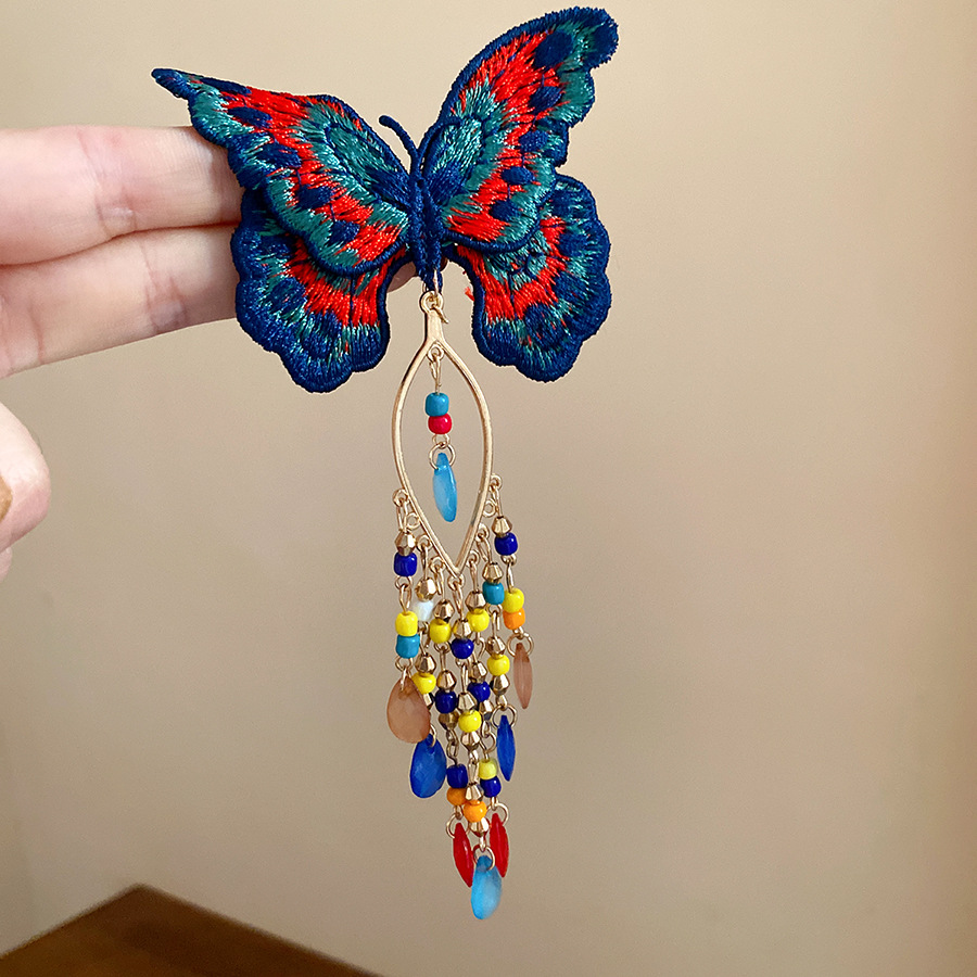 Новые заколки для волос в кита – обзор и цена Embroidery Glass Beads