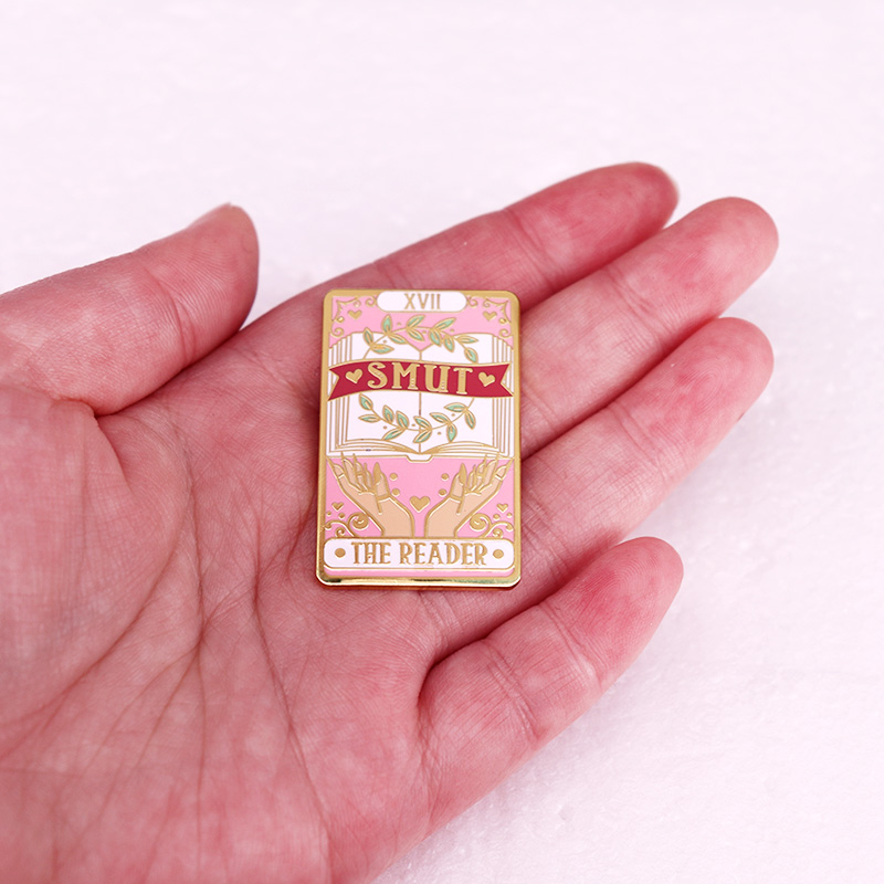 SMUT The Reader Book эмалирова – обзор и цена Embroidery Wallet